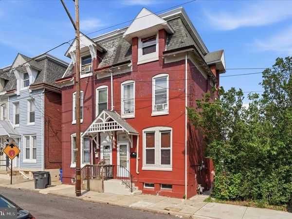 124 S EVANS STREET, POTTSTOWN, PA 19464