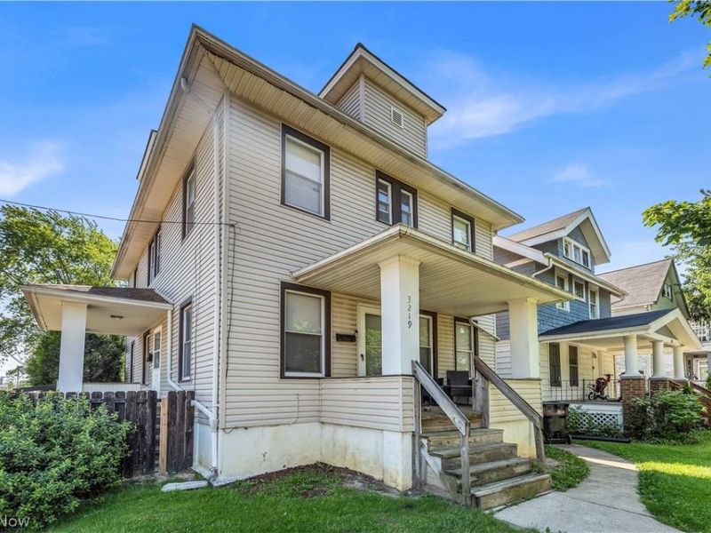 3219 W 112th Street, Cleveland, OH 44111 Photo 2