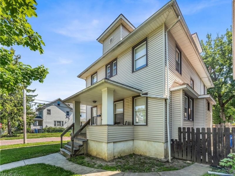 3219 W 112th Street, Cleveland, OH 44111 Photo 3