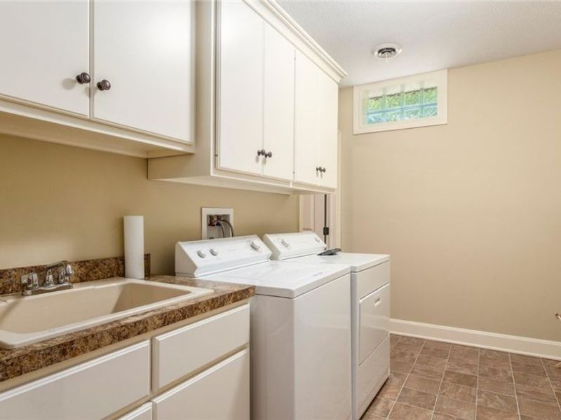 370 Bass Lane, Senecaville, OH 43780 Photo 33