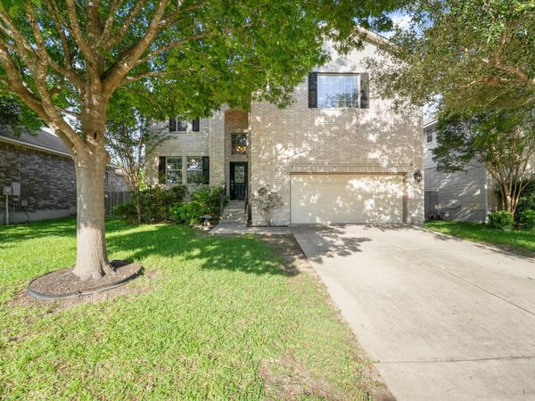 411 Olmos DR, Leander, TX 78641