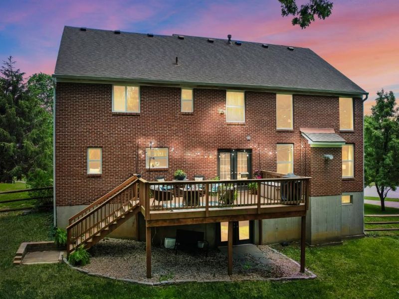 225 W Stoneridge Drive, Milford, OH 45150 Photo 2