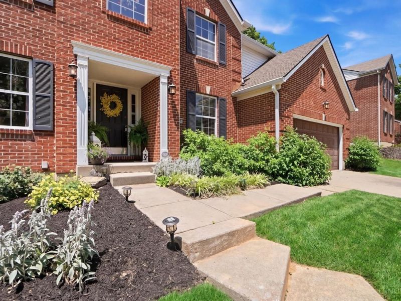 225 W Stoneridge Drive, Milford, OH 45150 Photo 6