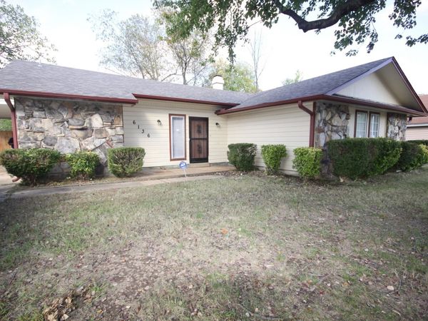 6136 SCARLET LEAF DR, Memphis, TN 38141