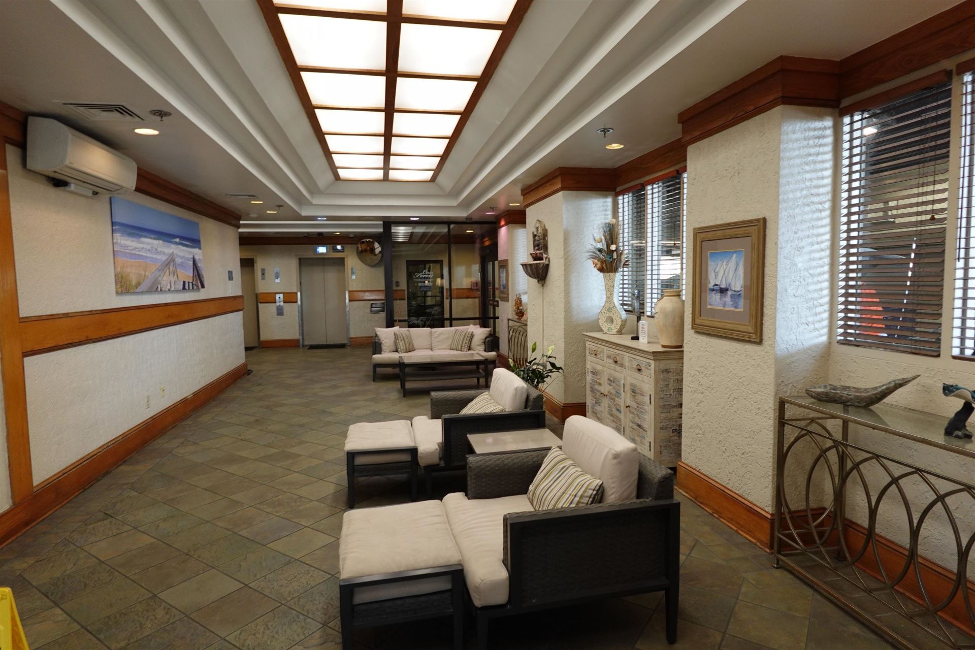 5523 Ocean Blvd. N  Photo 13