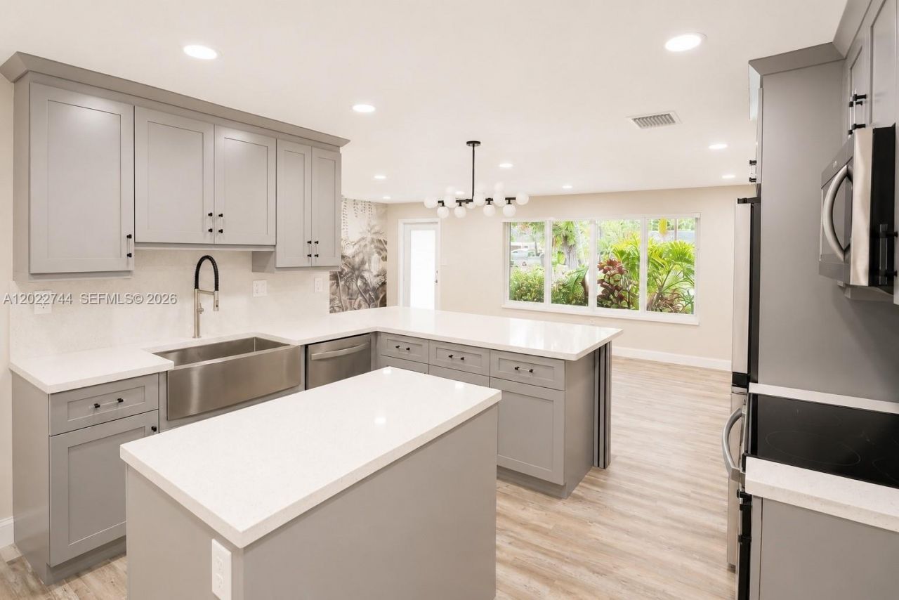 2573 Conroy Dr , North Palm Beach, FL 33403 Photo