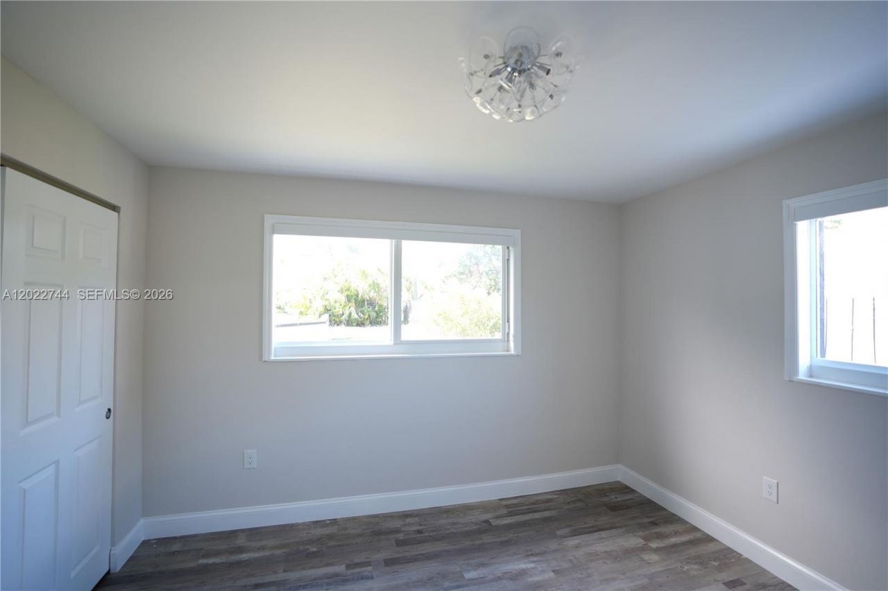 2573 Conroy Dr , North Palm Beach, FL 33403 Photo