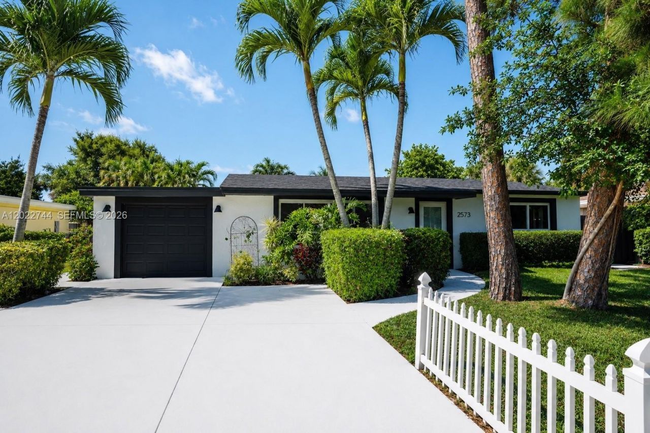 2573 Conroy Dr , North Palm Beach, FL 33403 Photo