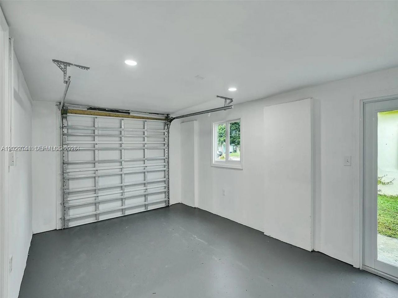 2573 Conroy Dr , North Palm Beach, FL 33403 Photo