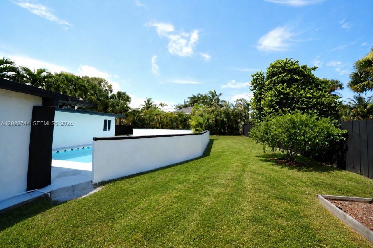 2573 Conroy Dr , North Palm Beach, FL 33403 Photo