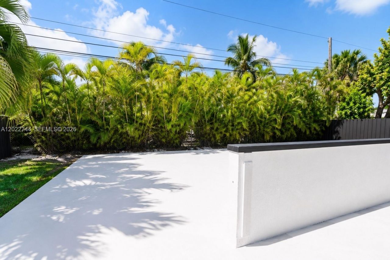 2573 Conroy Dr , North Palm Beach, FL 33403 Photo