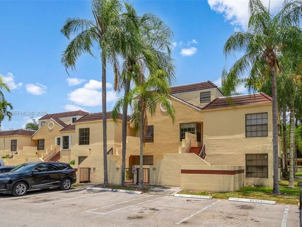 12927 SW 88th Ln , Unit A205, Miami, FL 33186