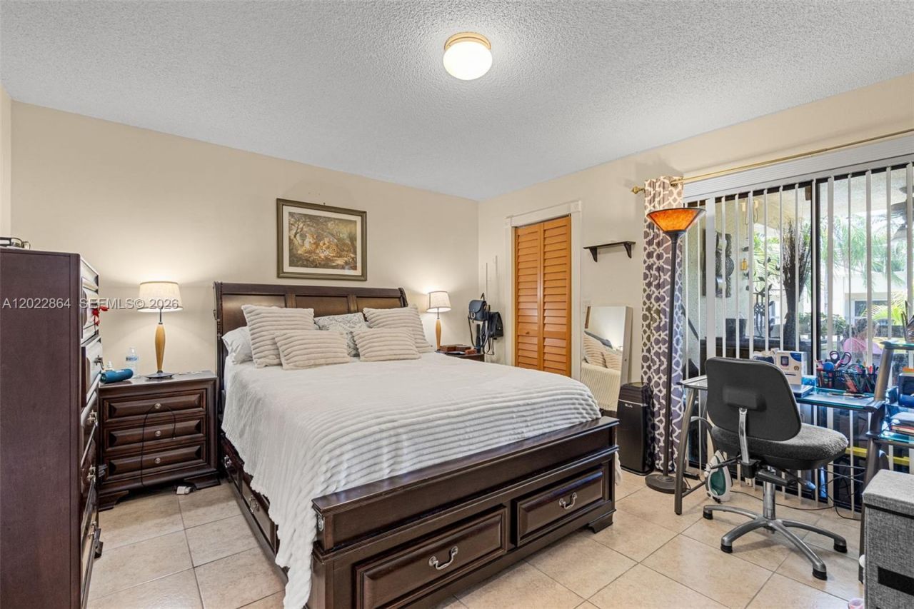 12927 SW 88th Ln , Unit A205, Miami, FL 33186 Photo