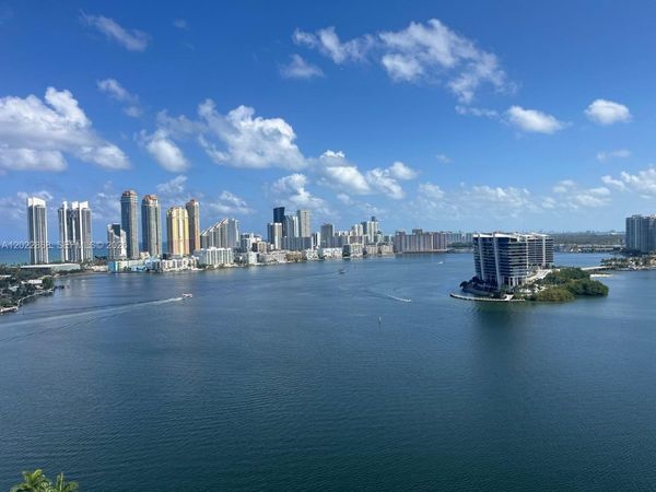 3530 Mystic Pointe Dr , Unit 1412, Aventura, FL 33180