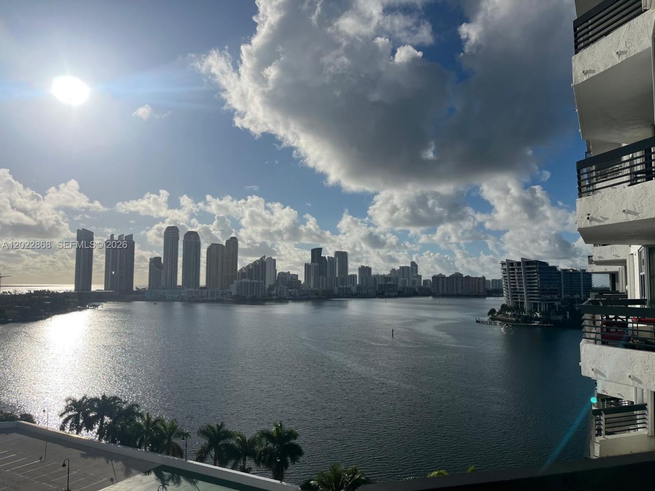 3530 Mystic Pointe Dr , Unit 1412, Aventura, FL 33180 Photo