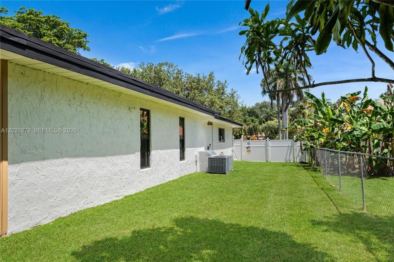 11640 SW 37th Ct, Davie, FL 33330 Photo