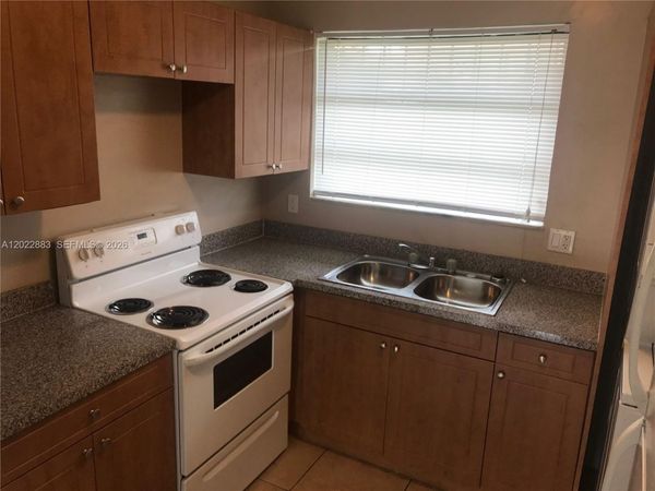 13315 Alexandria Dr , Unit 3, Opa-Locka, FL 33054