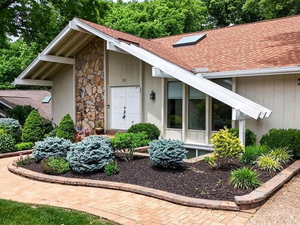 13 Laurel Oaks Court, Lake St Louis, MO 63367