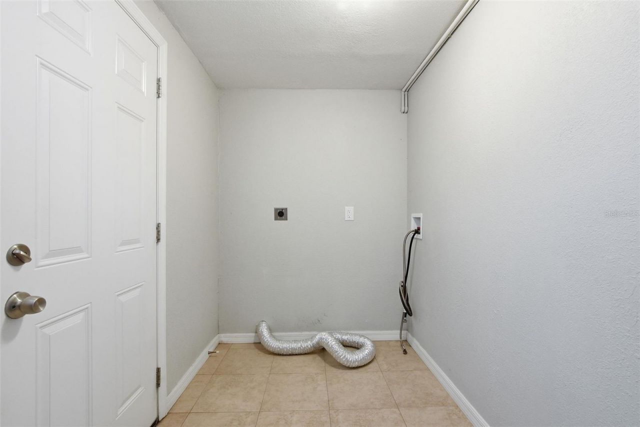 213 Hays Drive , Sanford, FL 32771 Photo