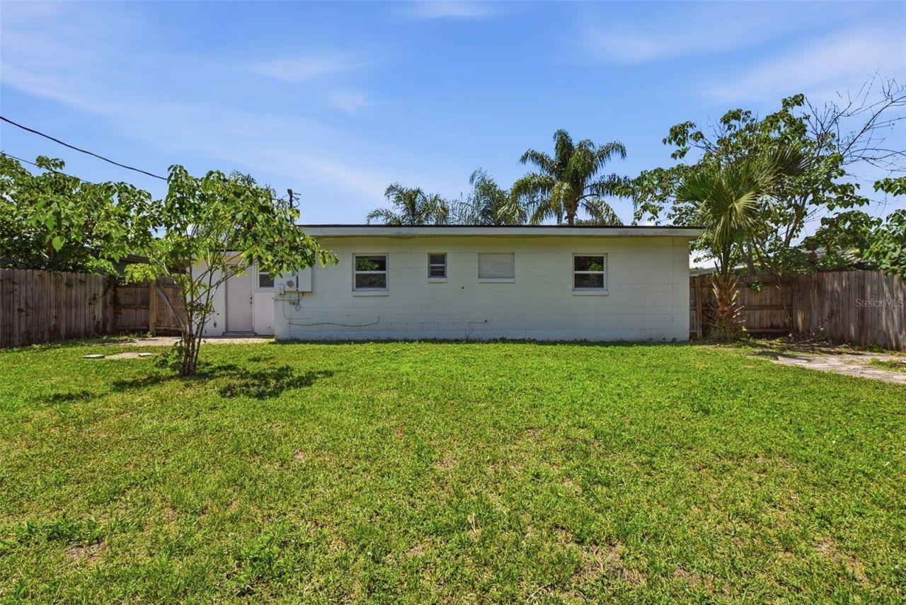 213 Hays Drive , Sanford, FL 32771 Photo
