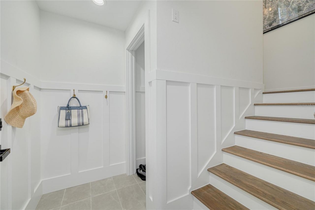 1717 Massachusetts Avenue Ne, Saint Petersburg, FL 33703 Photo