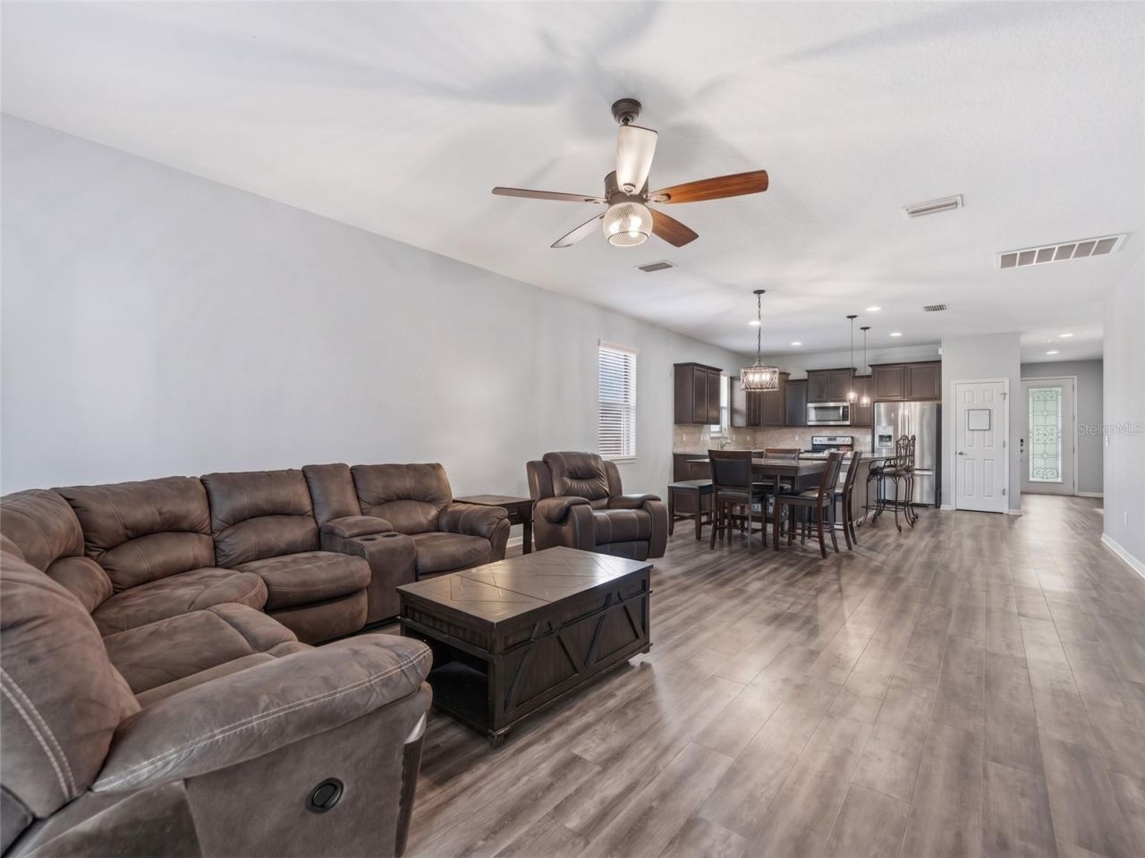 16357 Treasure Point Drive, Wimauma, FL 33598 Photo