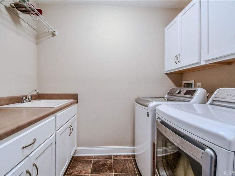 734 Deerhurst Drive, Vandalia, OH 45377 Photo 15