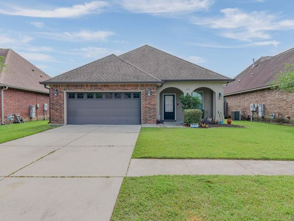 17018 Enterprise Ave, Prairieville, LA 70769