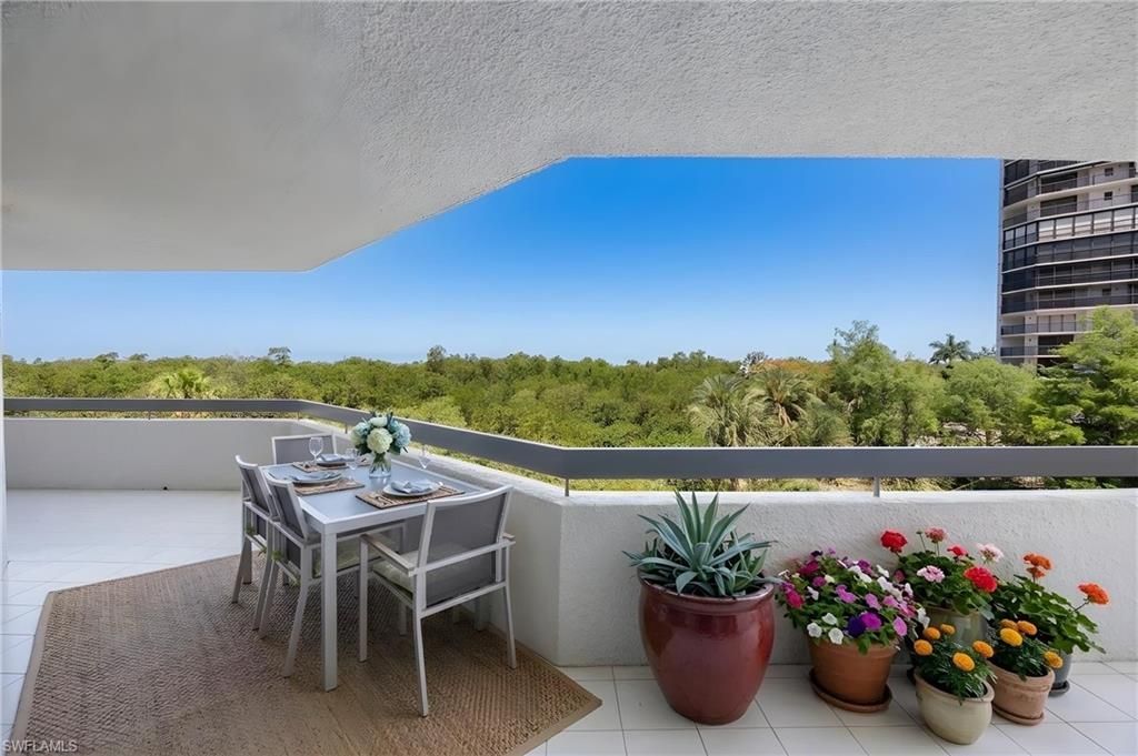 6001 Pelican Bay Blvd, Unit 204, Naples, FL 34108 Photo