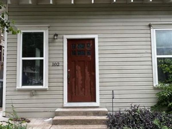 1123 Kings Highway, Dallas, TX 75208