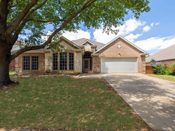 9 Roosevelt Court, Mansfield, TX 76063