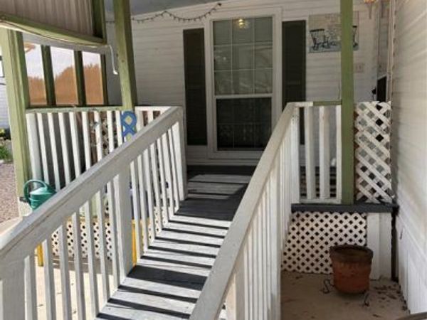 206 Holiday Rambler Drive, Whitney, TX 76692