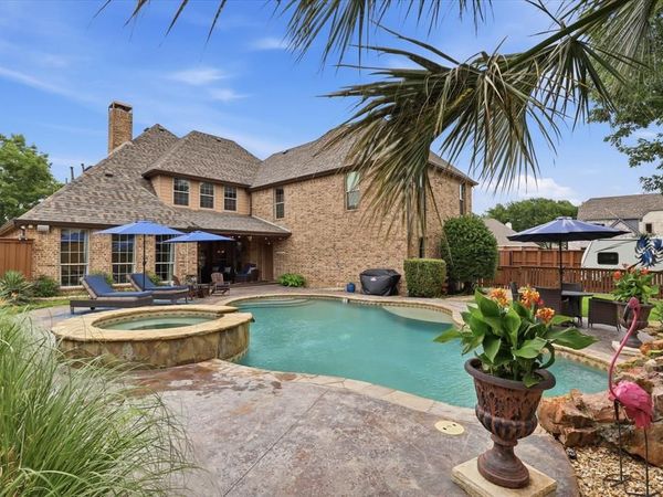5832 Creek Crossing Lane, Sachse, TX 75048
