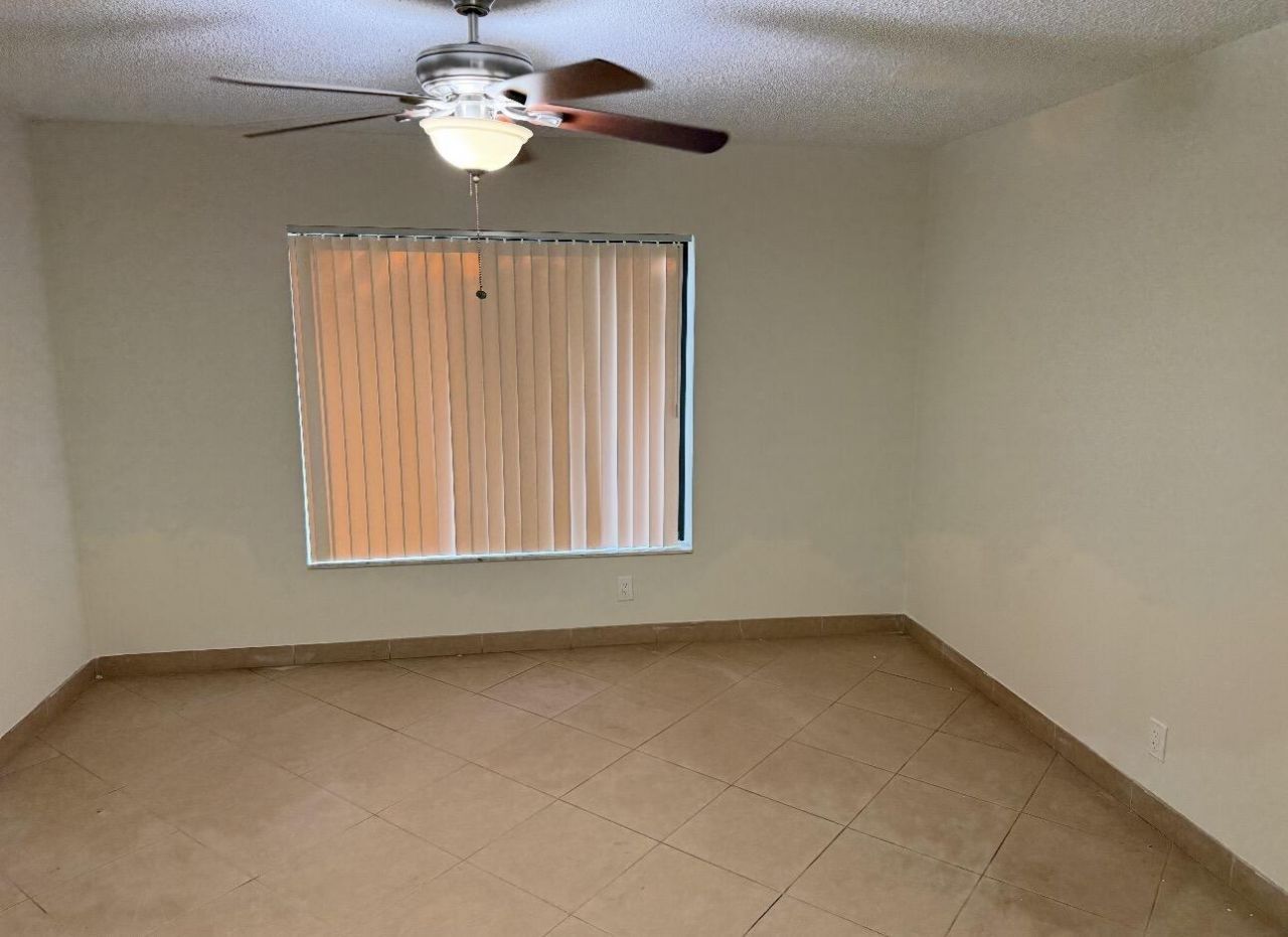 9085 W Highland Pines Drive, Palm Beach Gardens, FL 33418 Photo