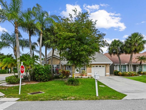 18377 Fresh Lake Way, Boca Raton, FL 33498
