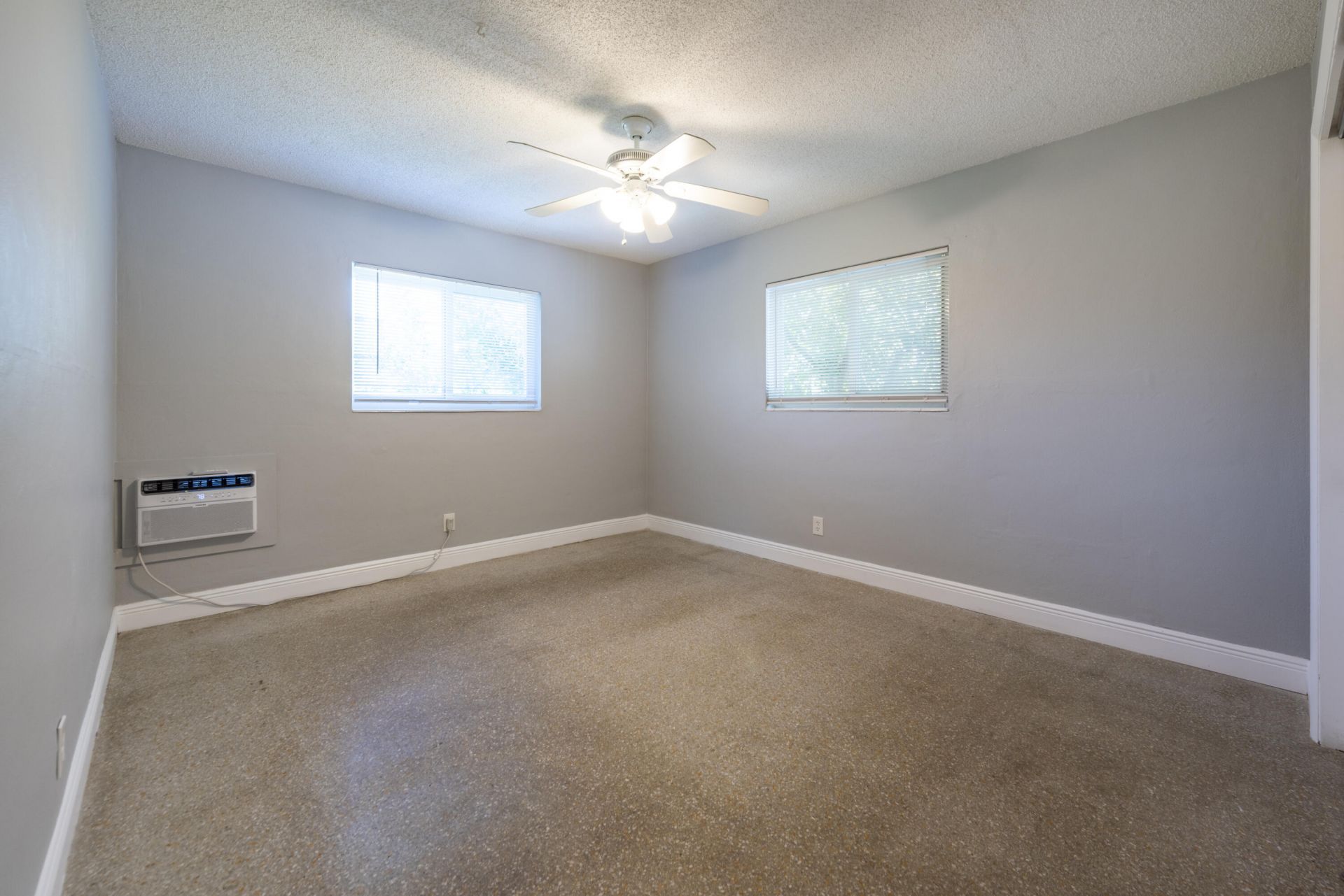 806 NE 16th Place, Unit 1-8, Fort Lauderdale, FL 33394 Photo