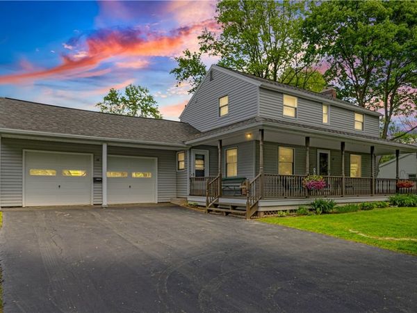 16 Hawley Drive, Webster, NY 14580