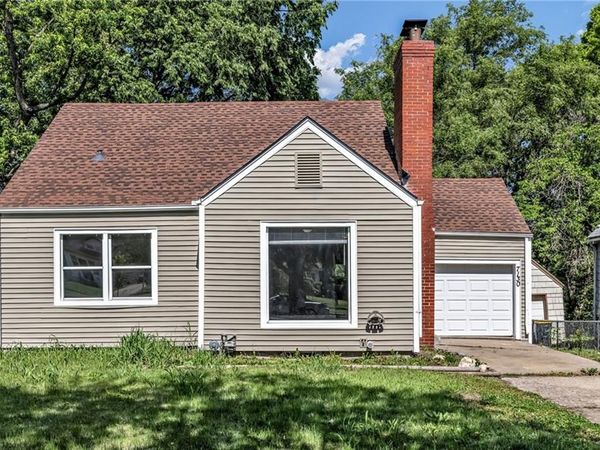7130 the Paseo Boulevard, Kansas City, MO 64132