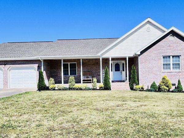 355 Wiltshire, Gray, TN 37615