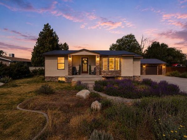 7318 S 2700 W, West Jordan, UT 84084