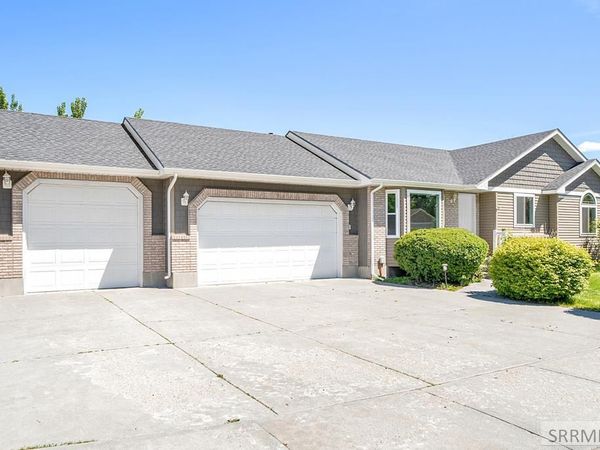 3845 E Ridgeview Circle, AMMON, ID 83406