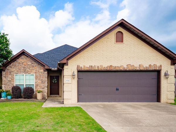 2755 Wineberry, Conway, AR 72034