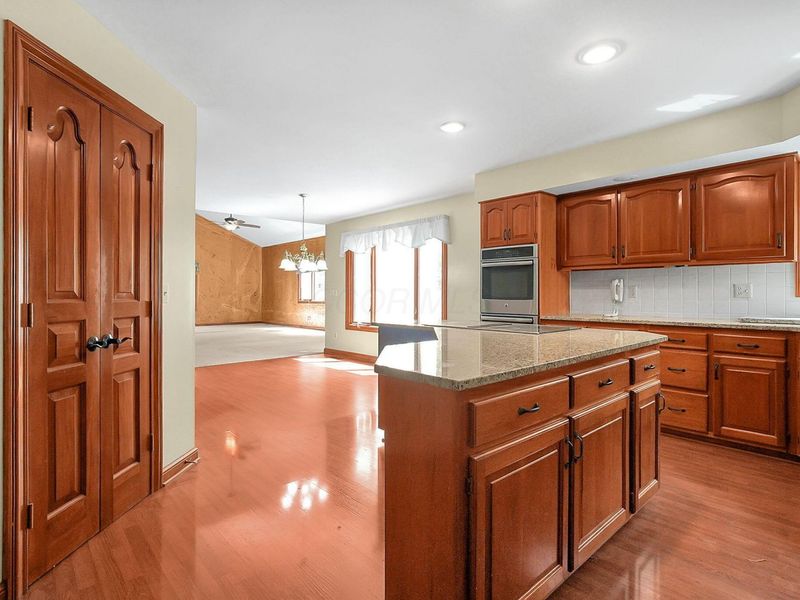 7828 Quarry Cliff Court, Reynoldsburg, OH 43068 Photo 15