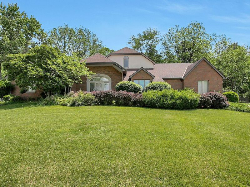 7828 Quarry Cliff Court, Reynoldsburg, OH 43068 Photo 2