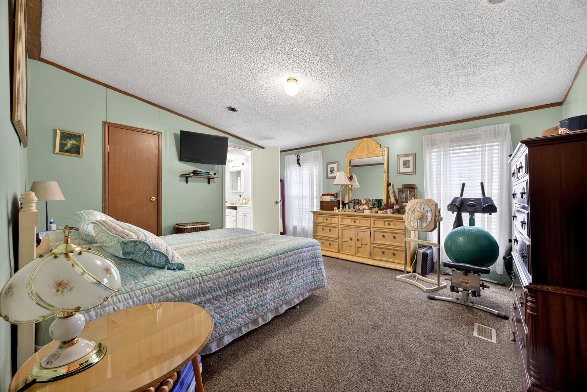 815 Hayden Road Photo 16