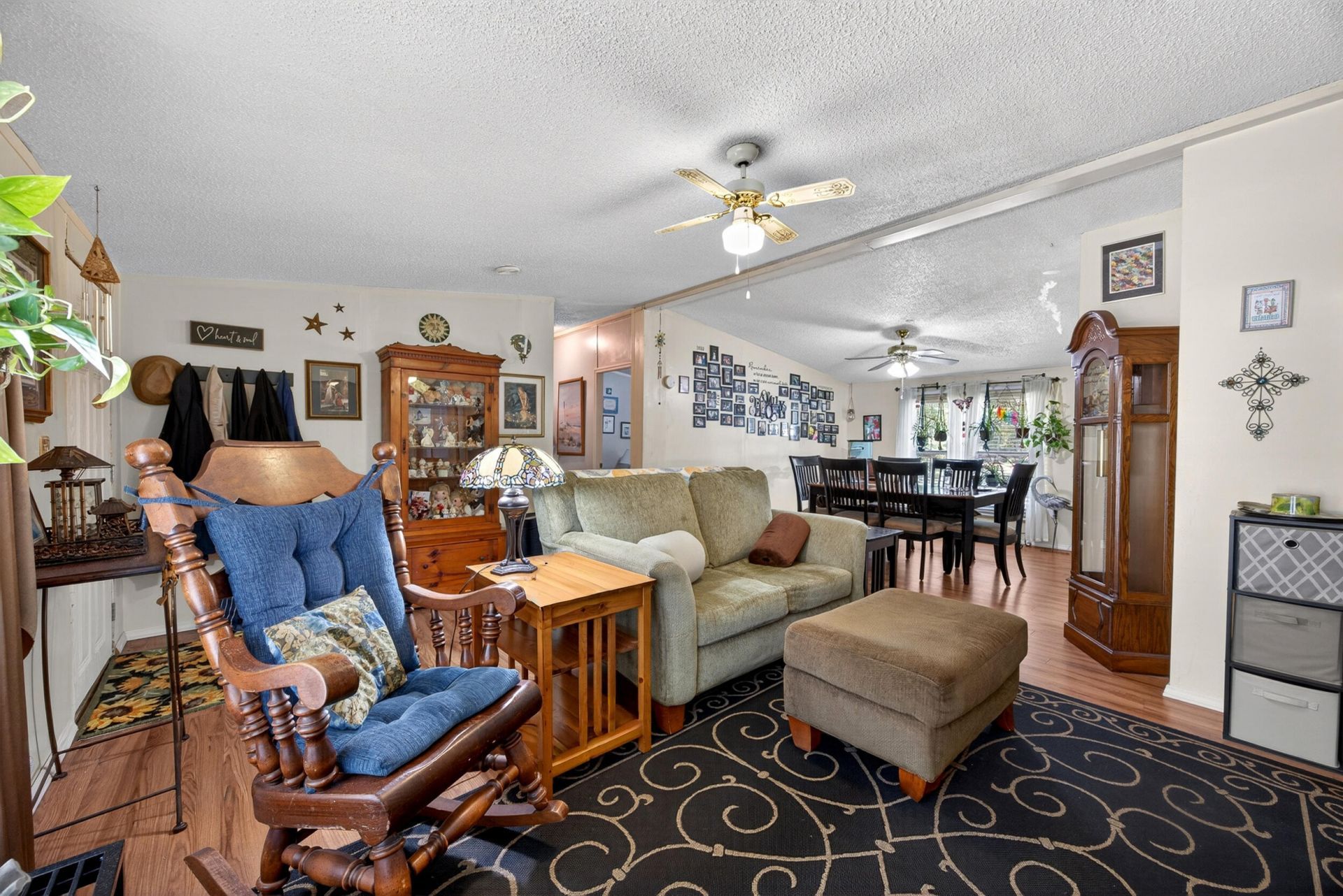 815 Hayden Road Photo 6