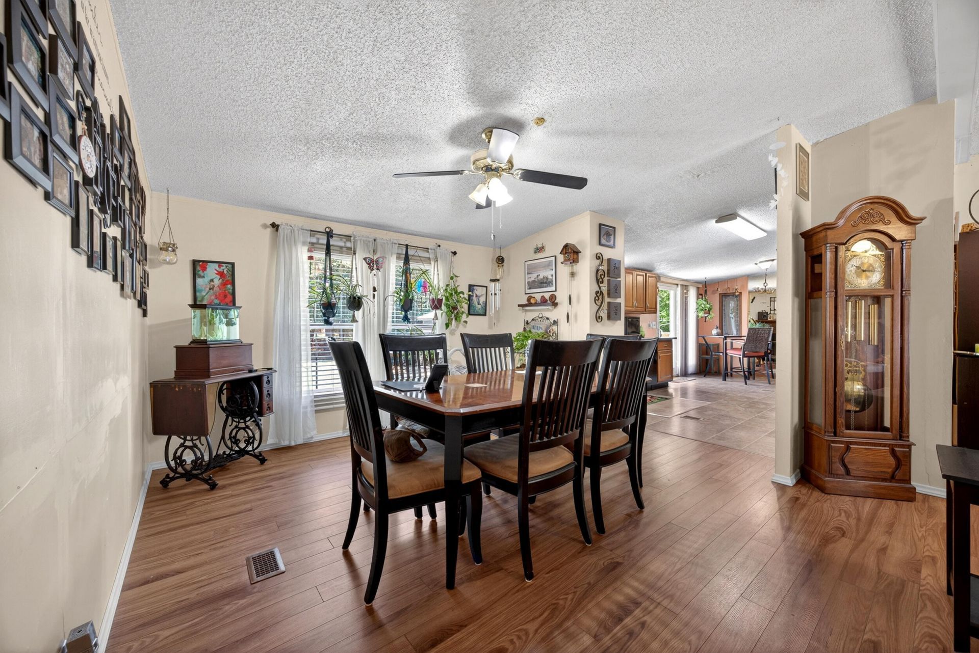 815 Hayden Road Photo 7