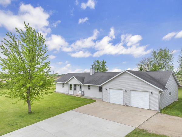 N11729 Lettau Dr, Lomira, WI 53006