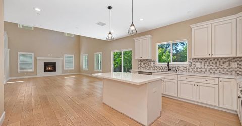 5460 2nd St, Rocklin, CA 95677 Photo
