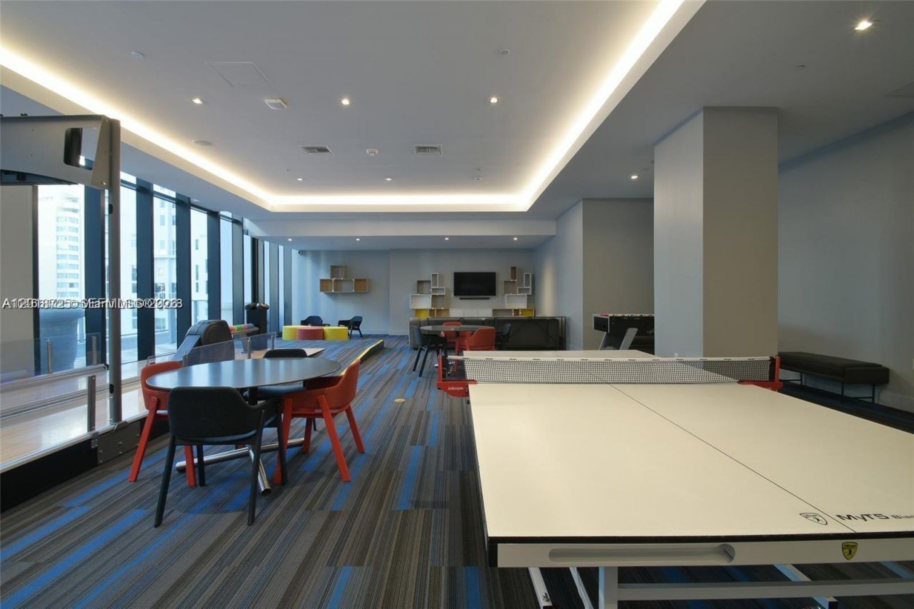 1010 Brickell Ave , Unit 2208, Miami, FL 33131 Photo